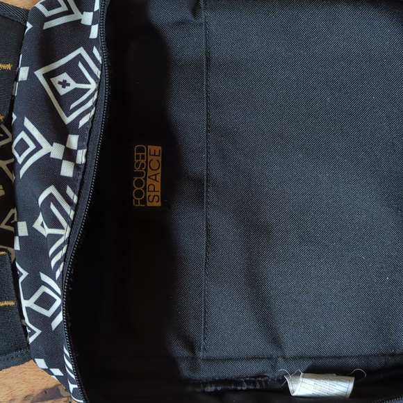Focused Space. Unisex Tribal Print Backpack. Zippered Front Pocket. - Picture 6 of 14